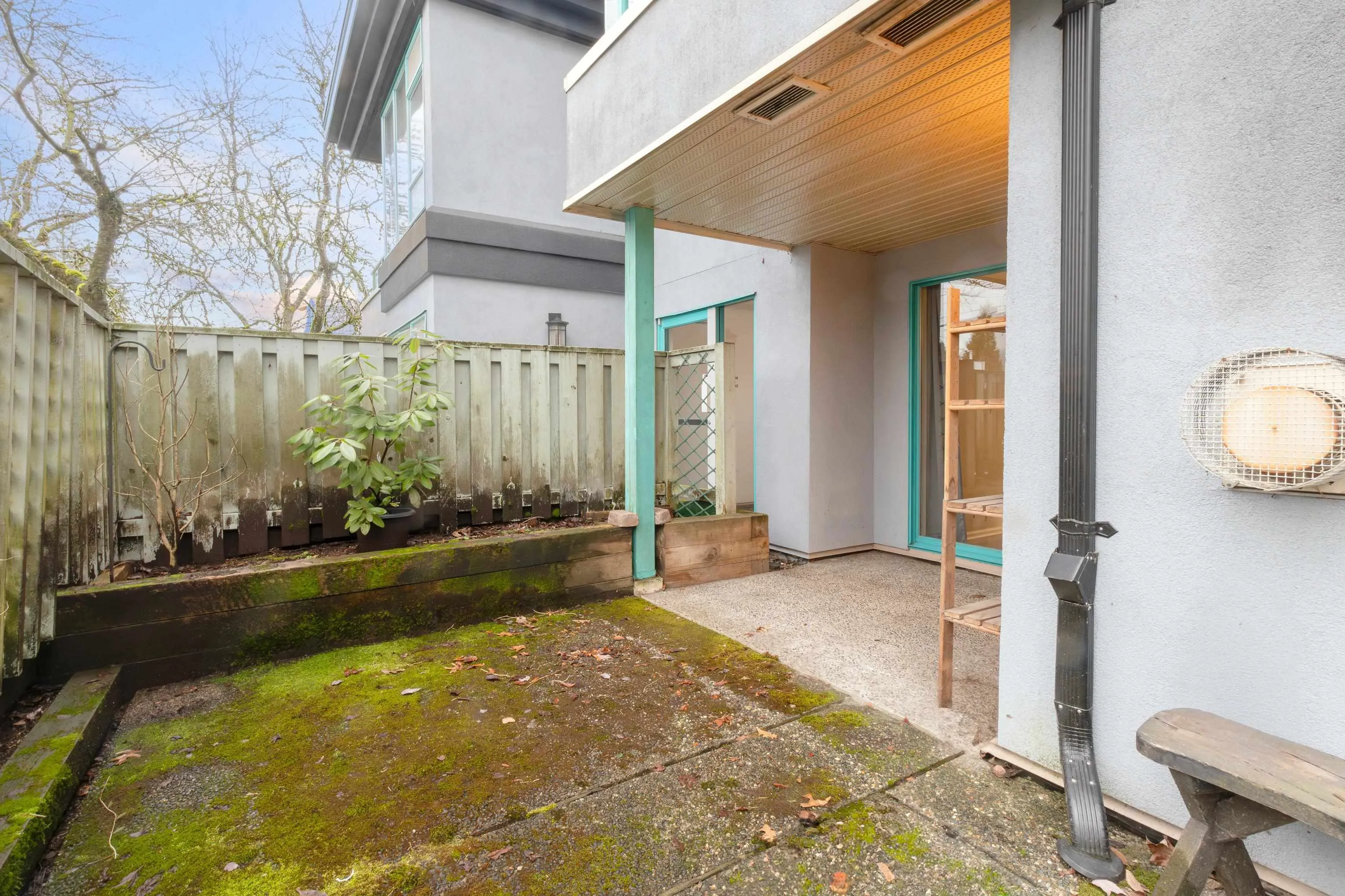 112 1966 Coquitlam Avenue