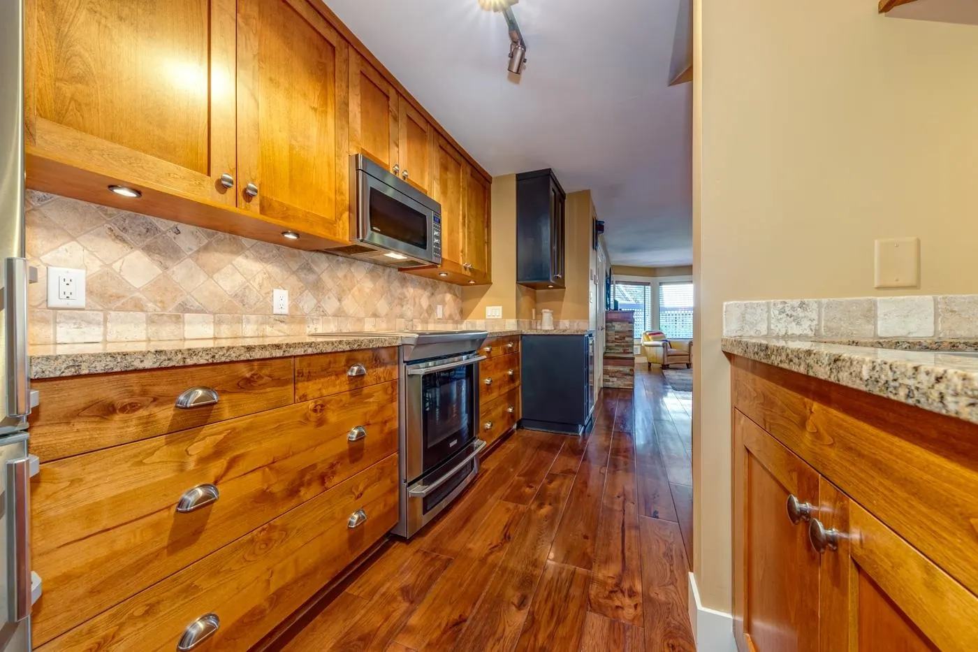 22 4857 Painted Cliff Road