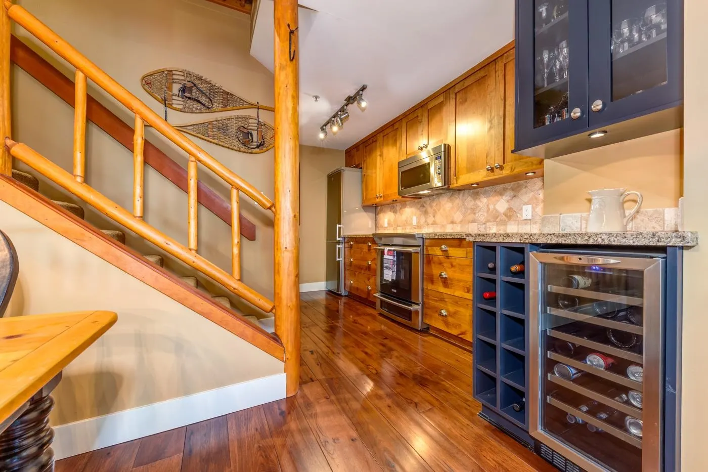 22 4857 Painted Cliff Road