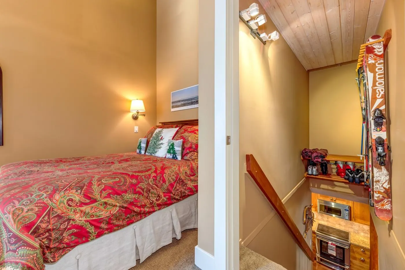 22 4857 Painted Cliff Road