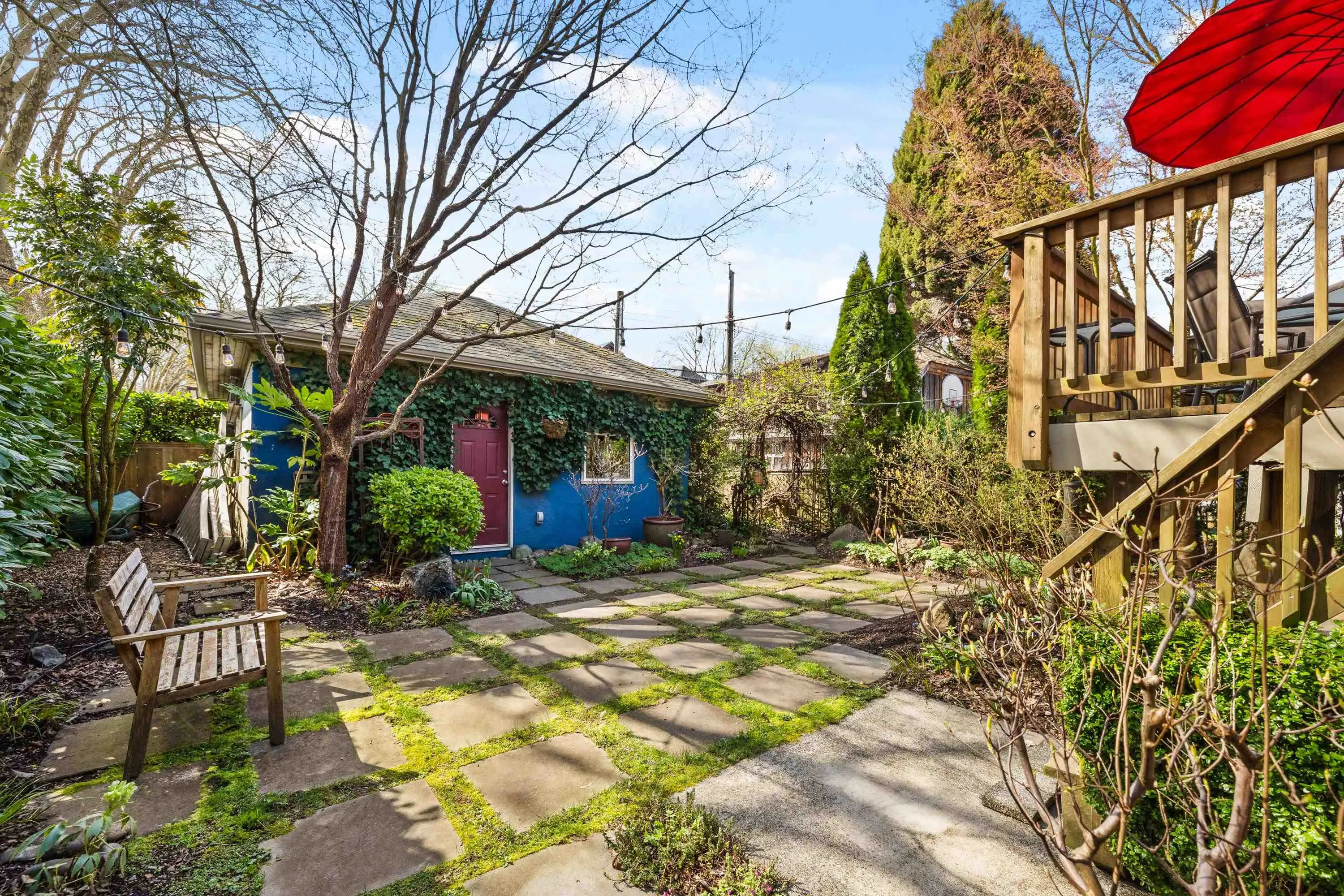 2906 W 12th Avenue