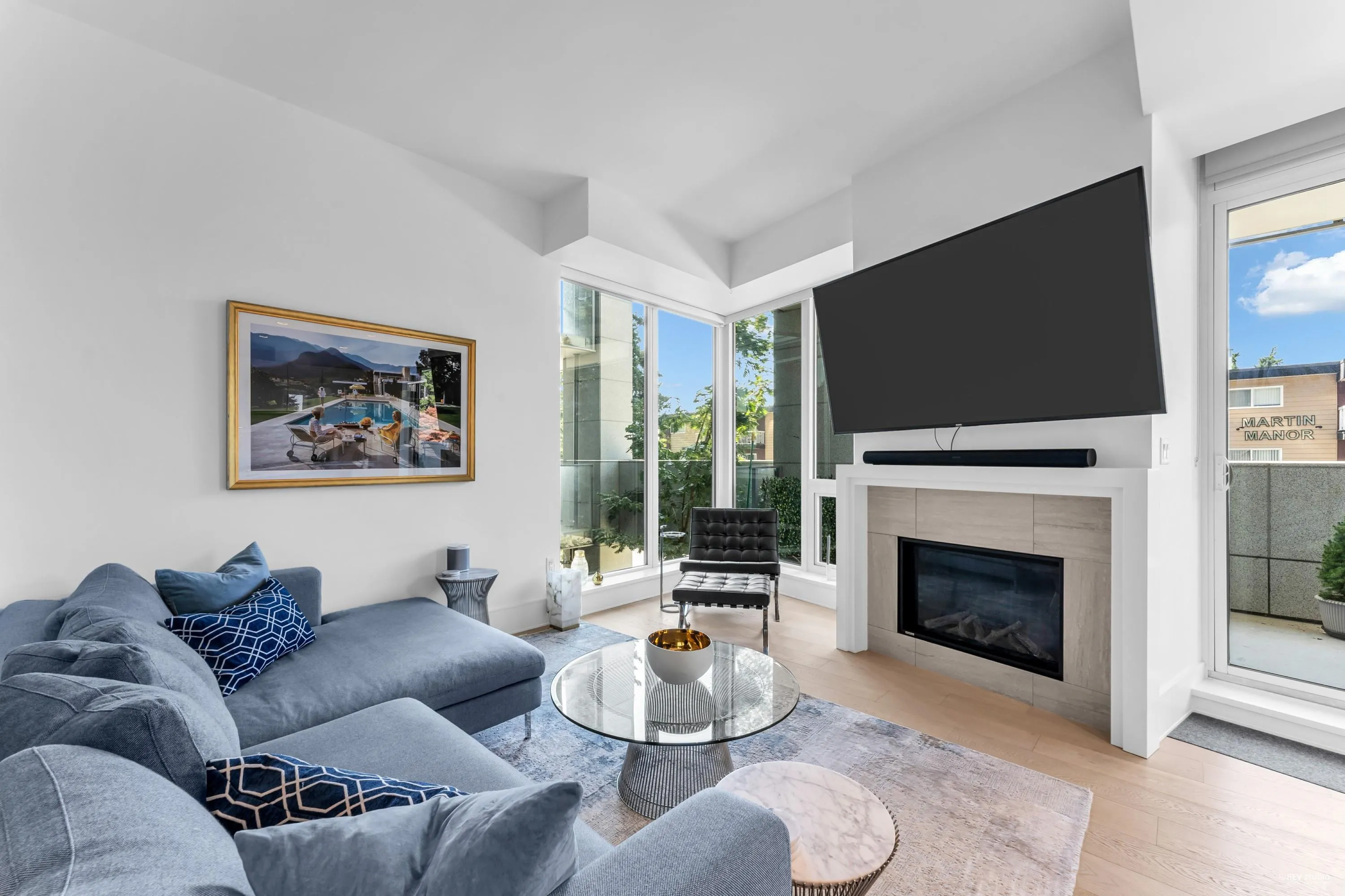 203 1500 Martin Street