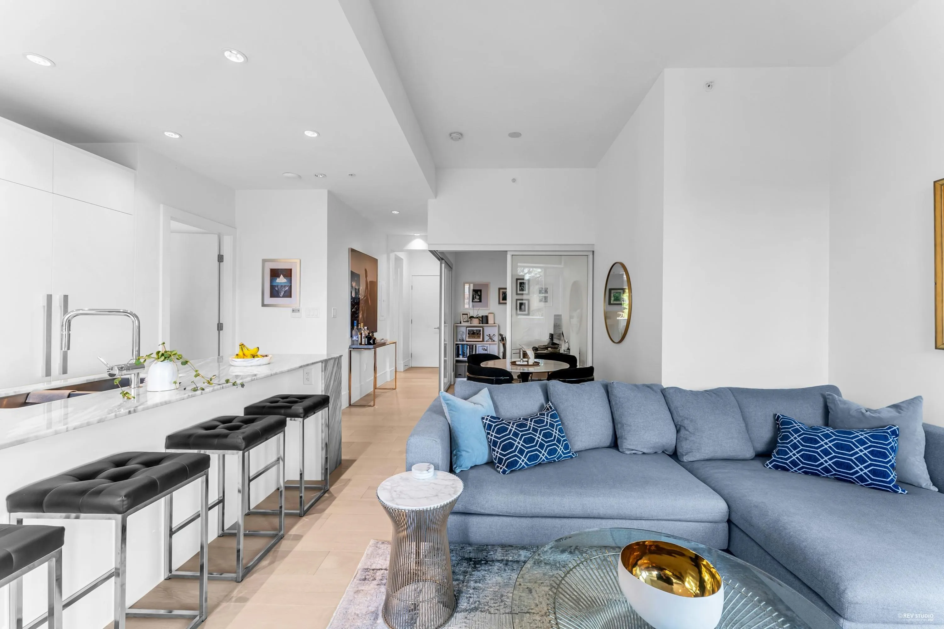 203 1500 Martin Street