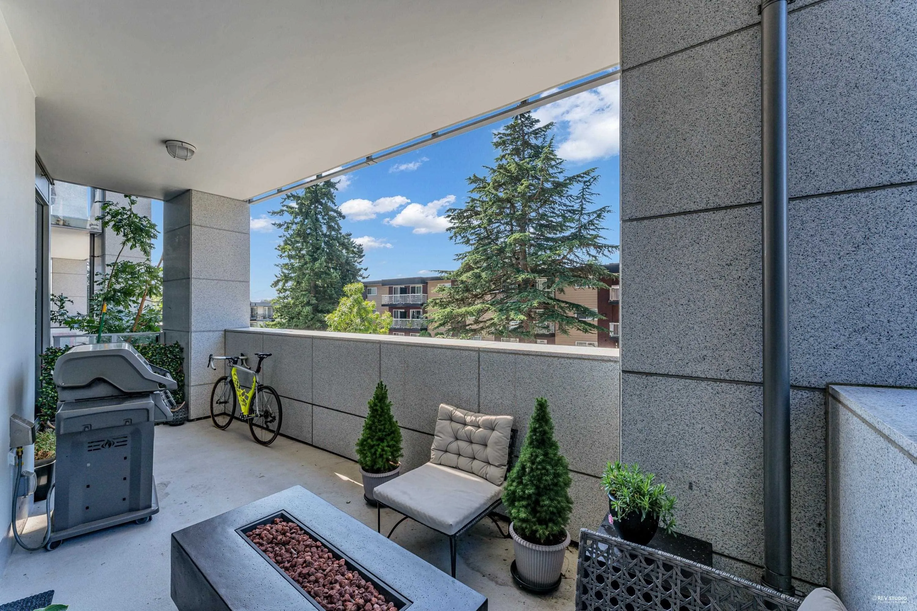 203 1500 Martin Street