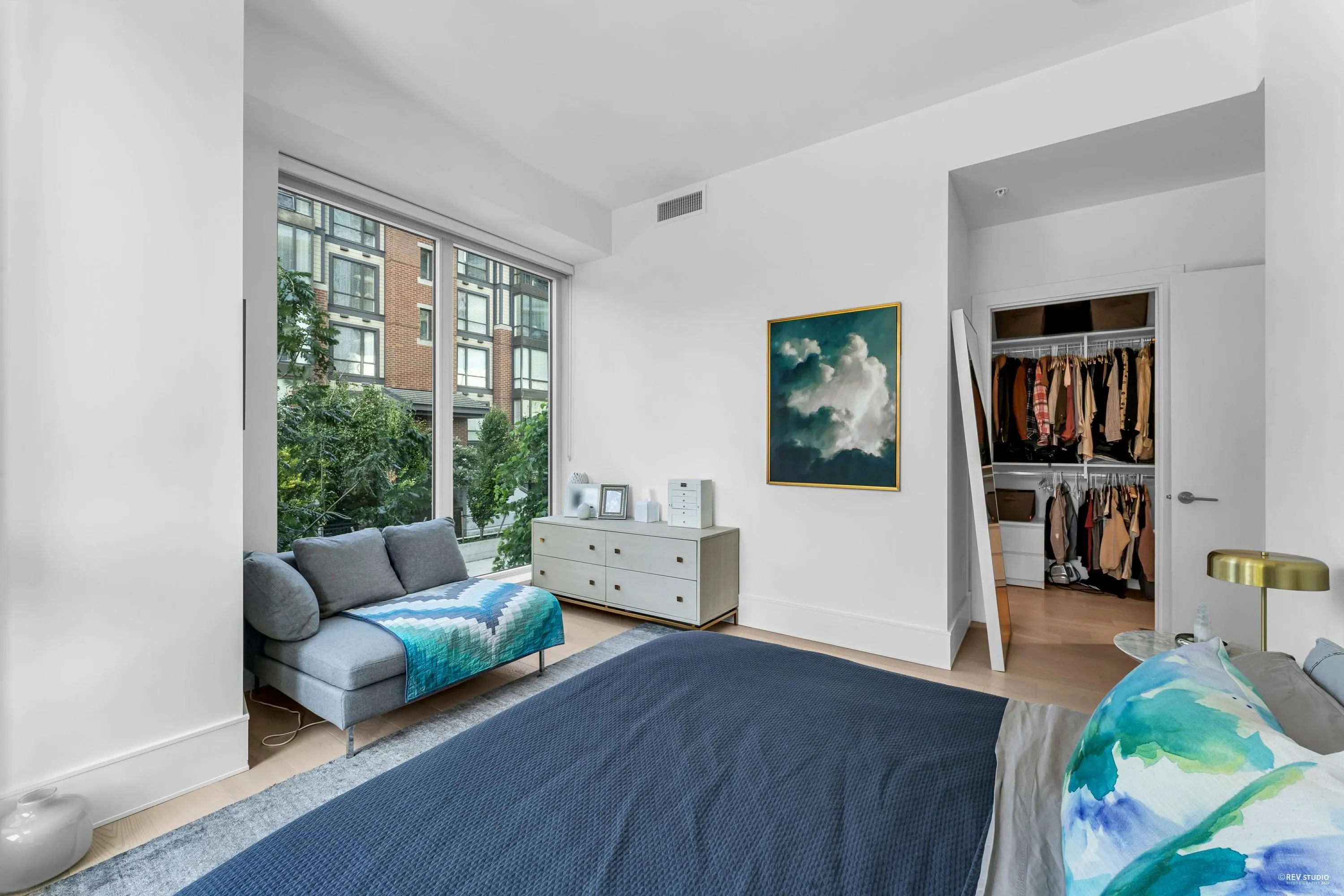 203 1500 Martin Street