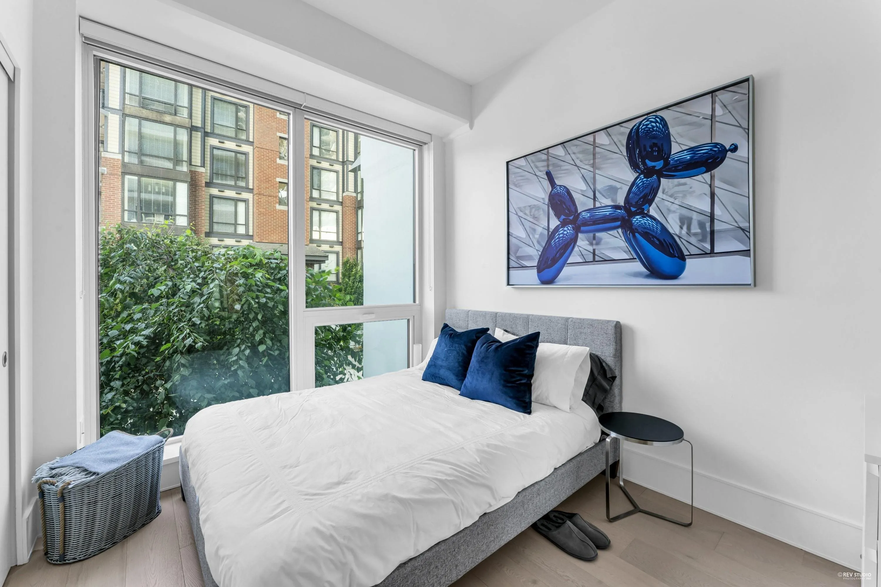 203 1500 Martin Street