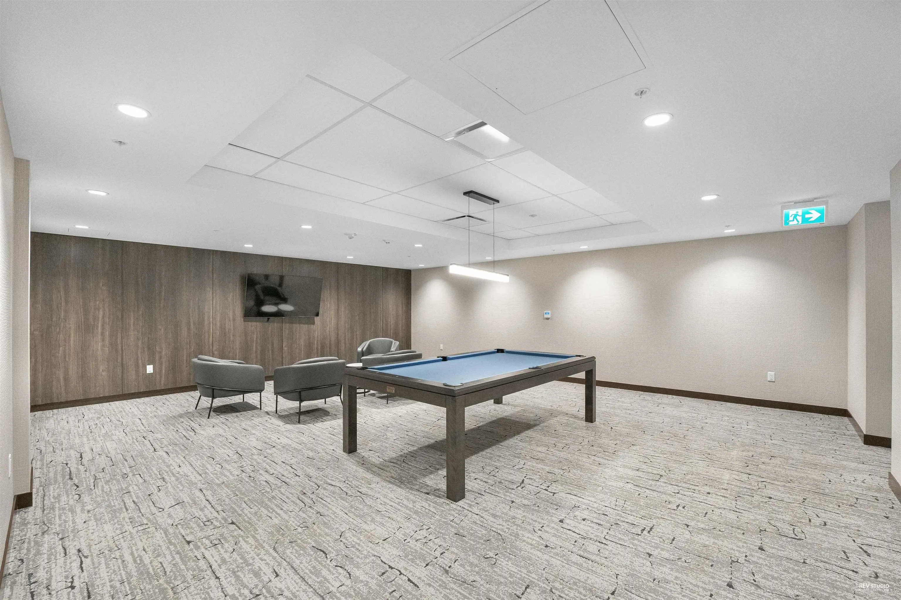 203 1500 Martin Street