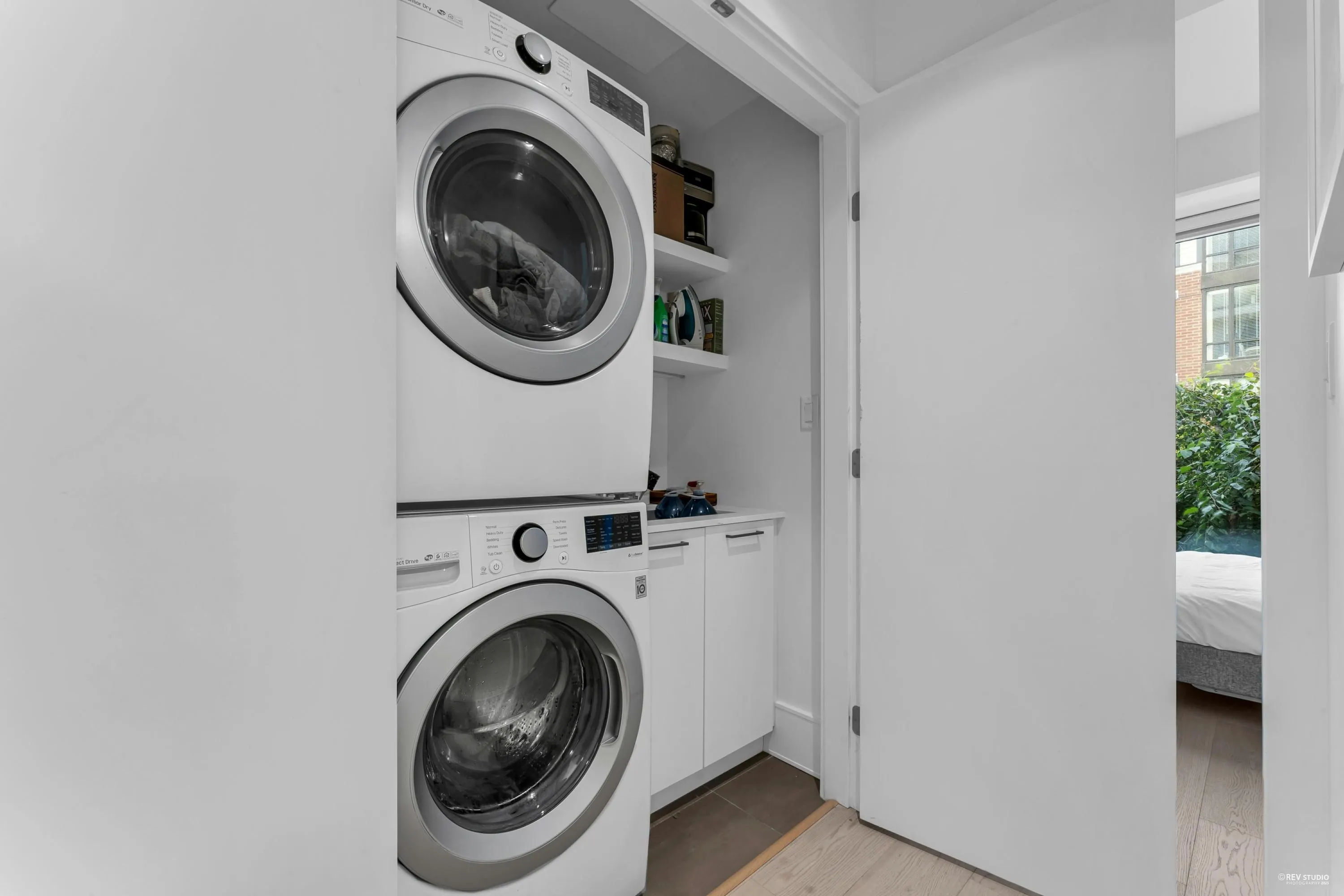 203 1500 Martin Street