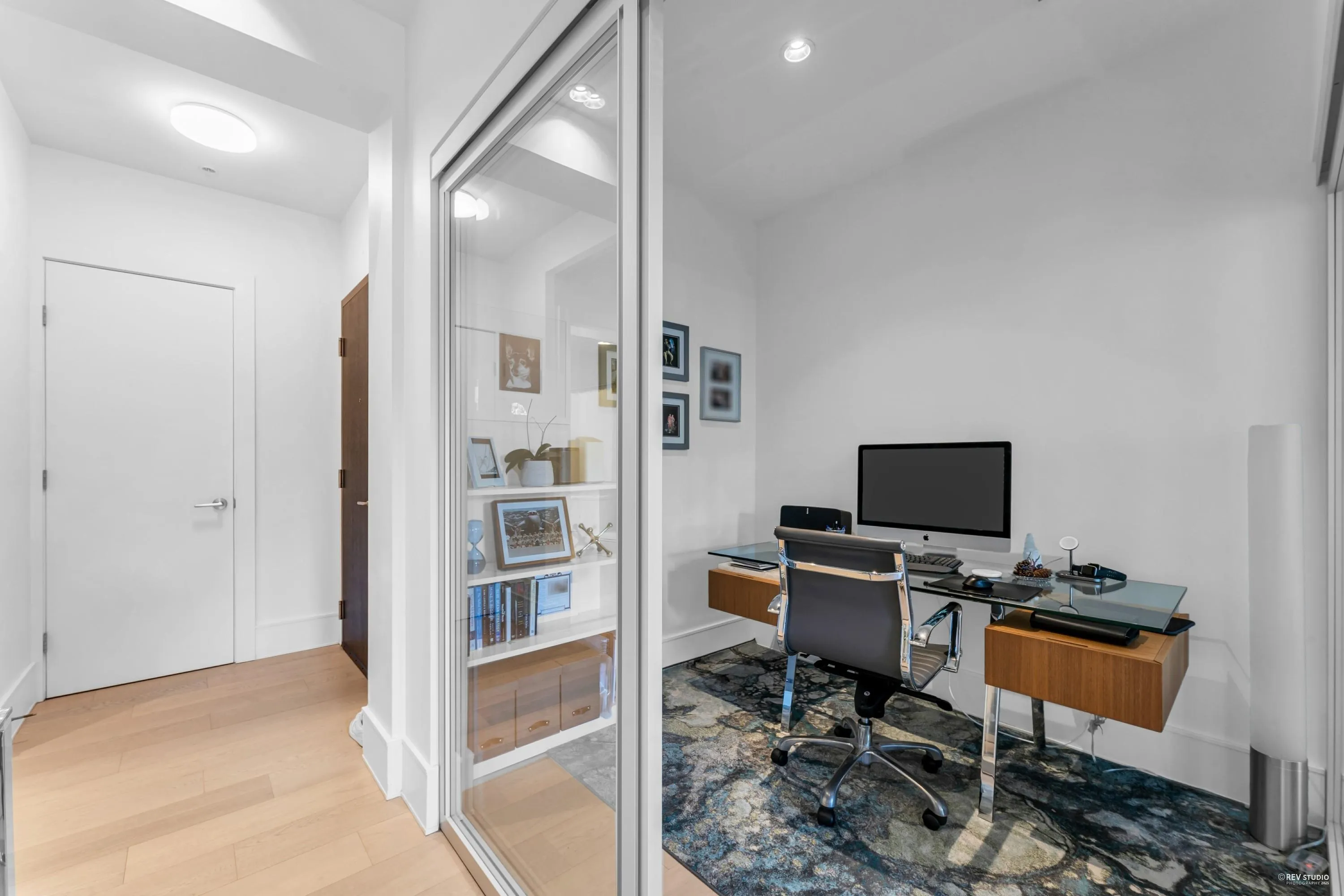 203 1500 Martin Street