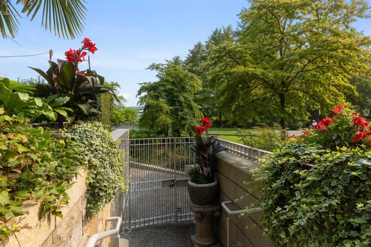 102 1717 Bayshore Drive