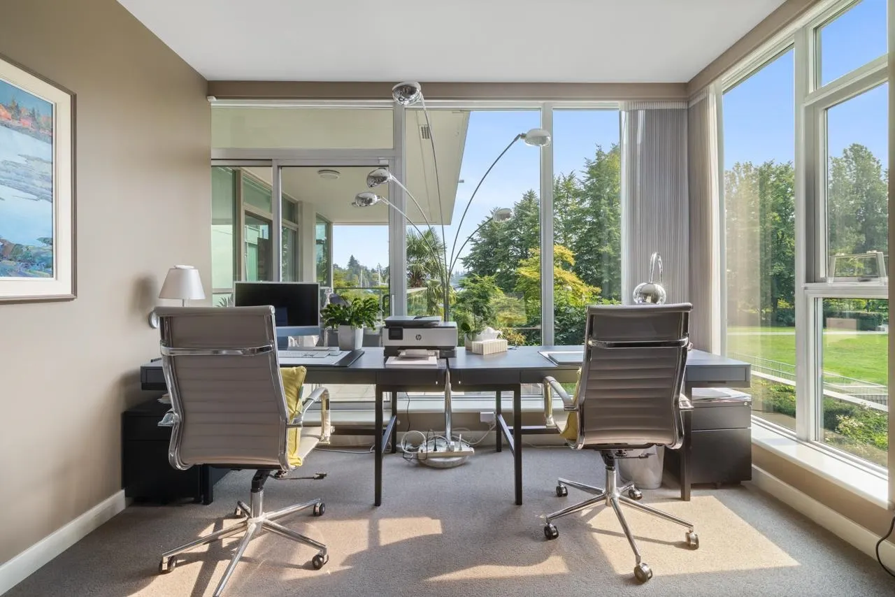 102 1717 Bayshore Drive