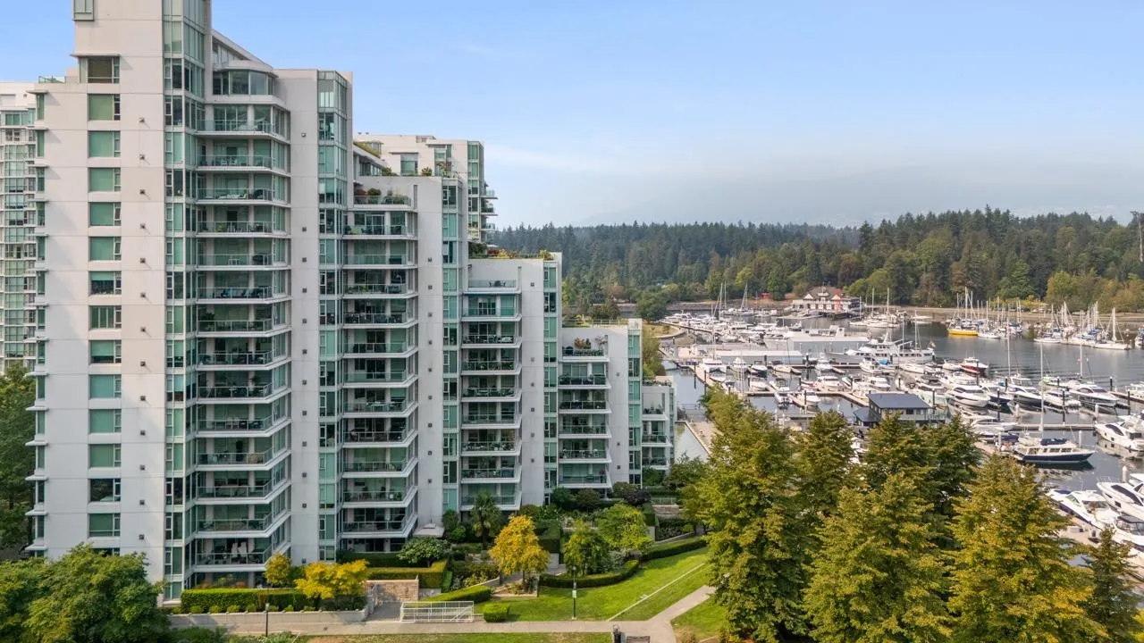 102 1717 Bayshore Drive