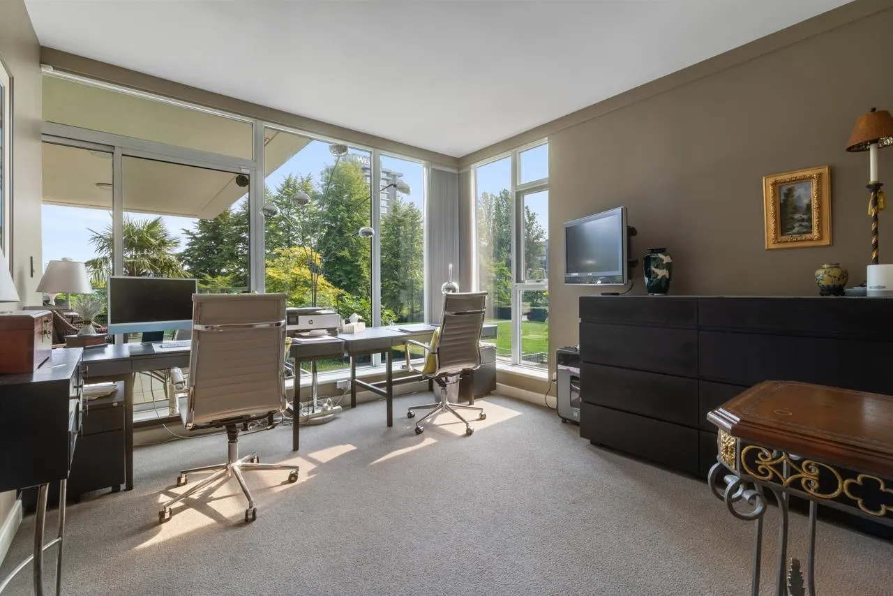 102 1717 Bayshore Drive