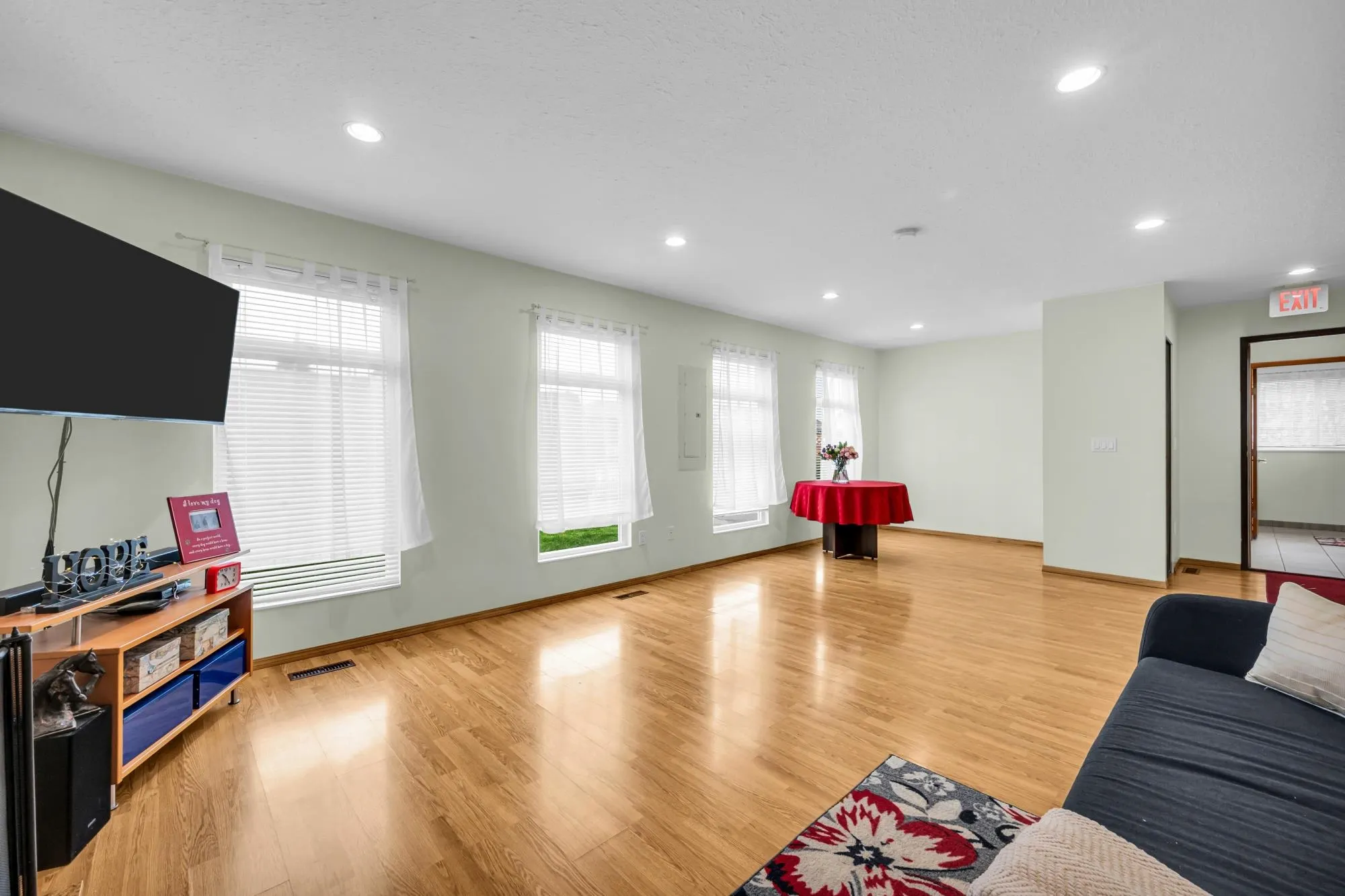 773 Prairie Avenue