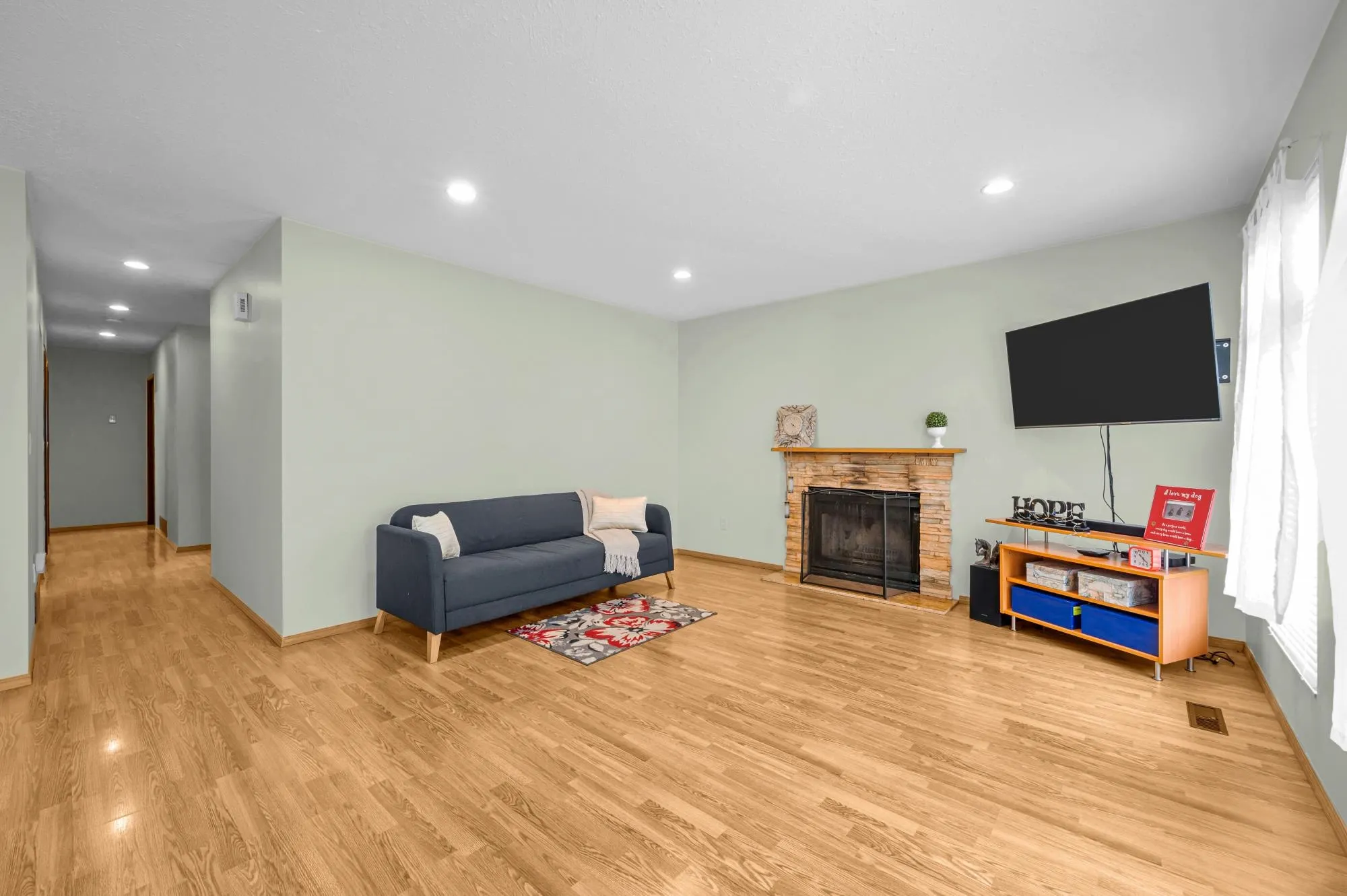 773 Prairie Avenue