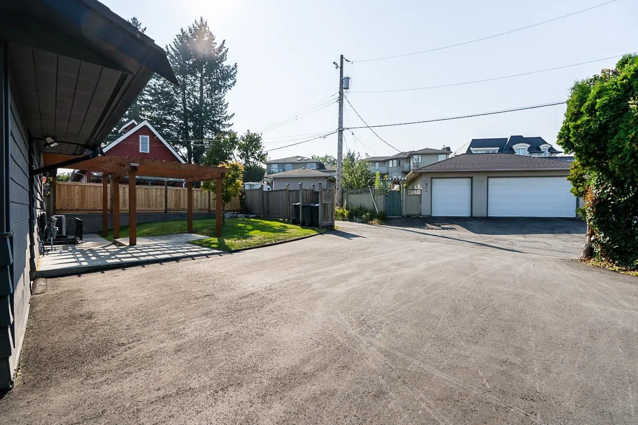 343 Churchill Avenue