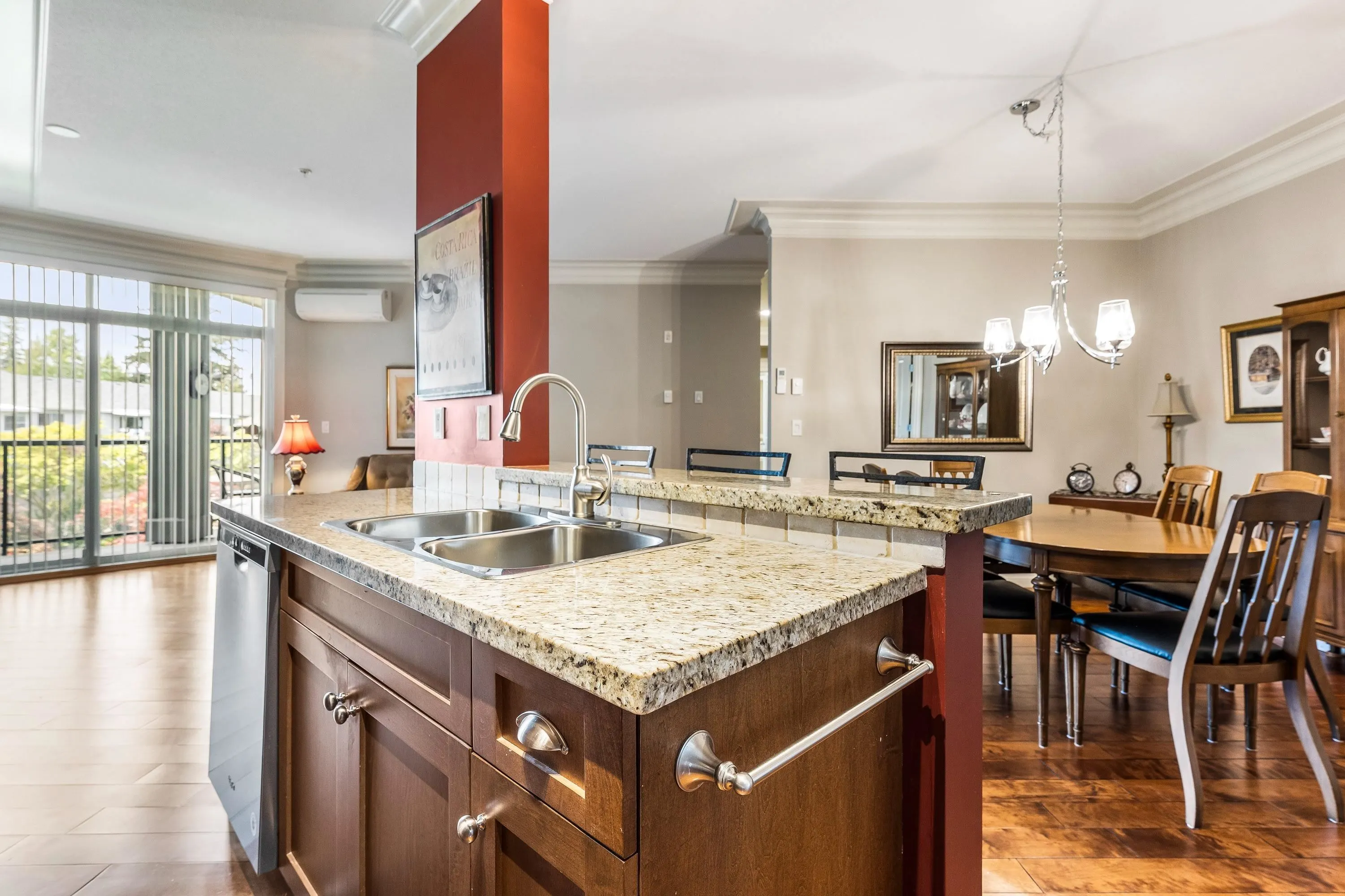 202 32729 Garibaldi Drive