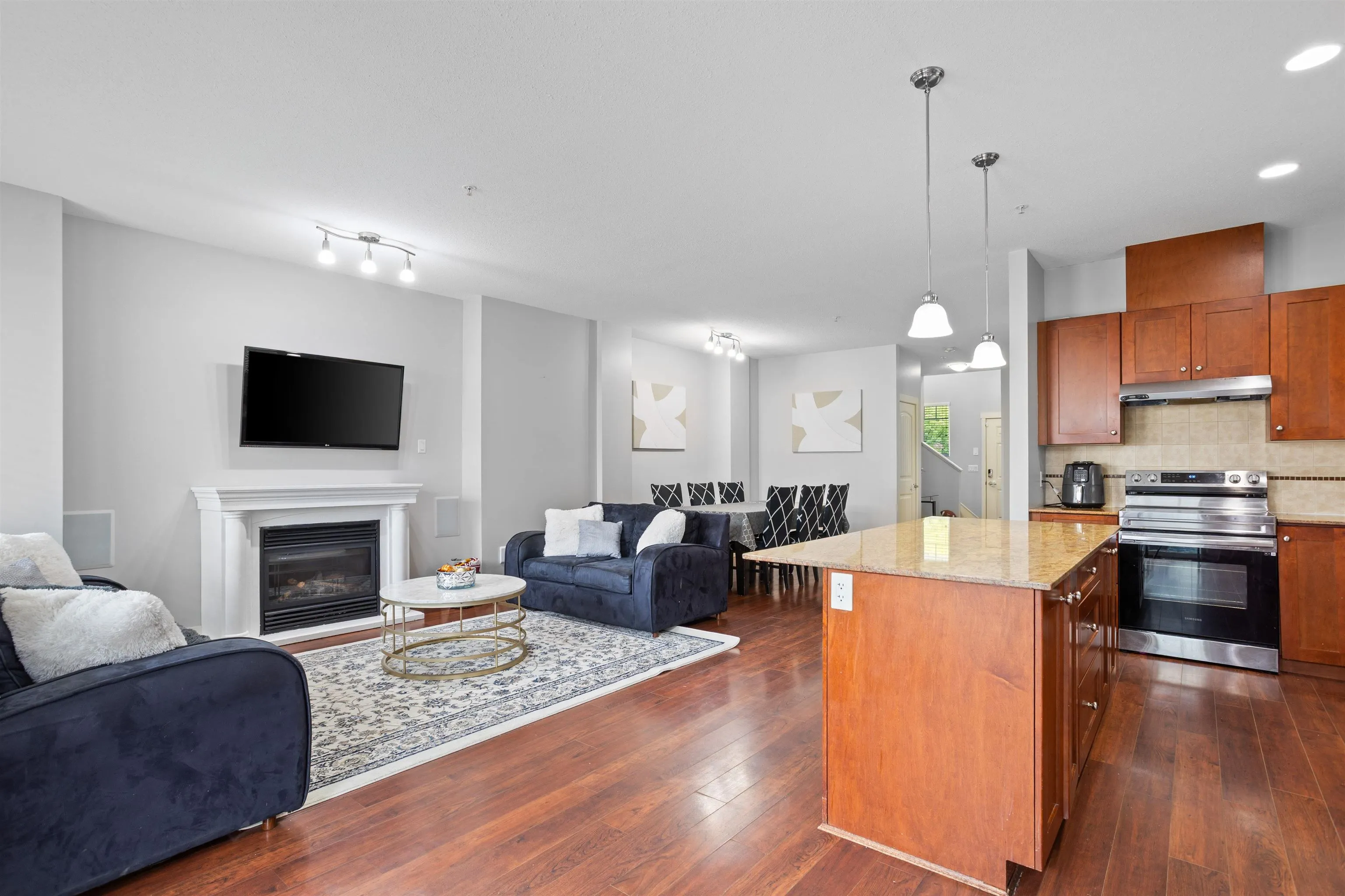 23413 Kanaka Way