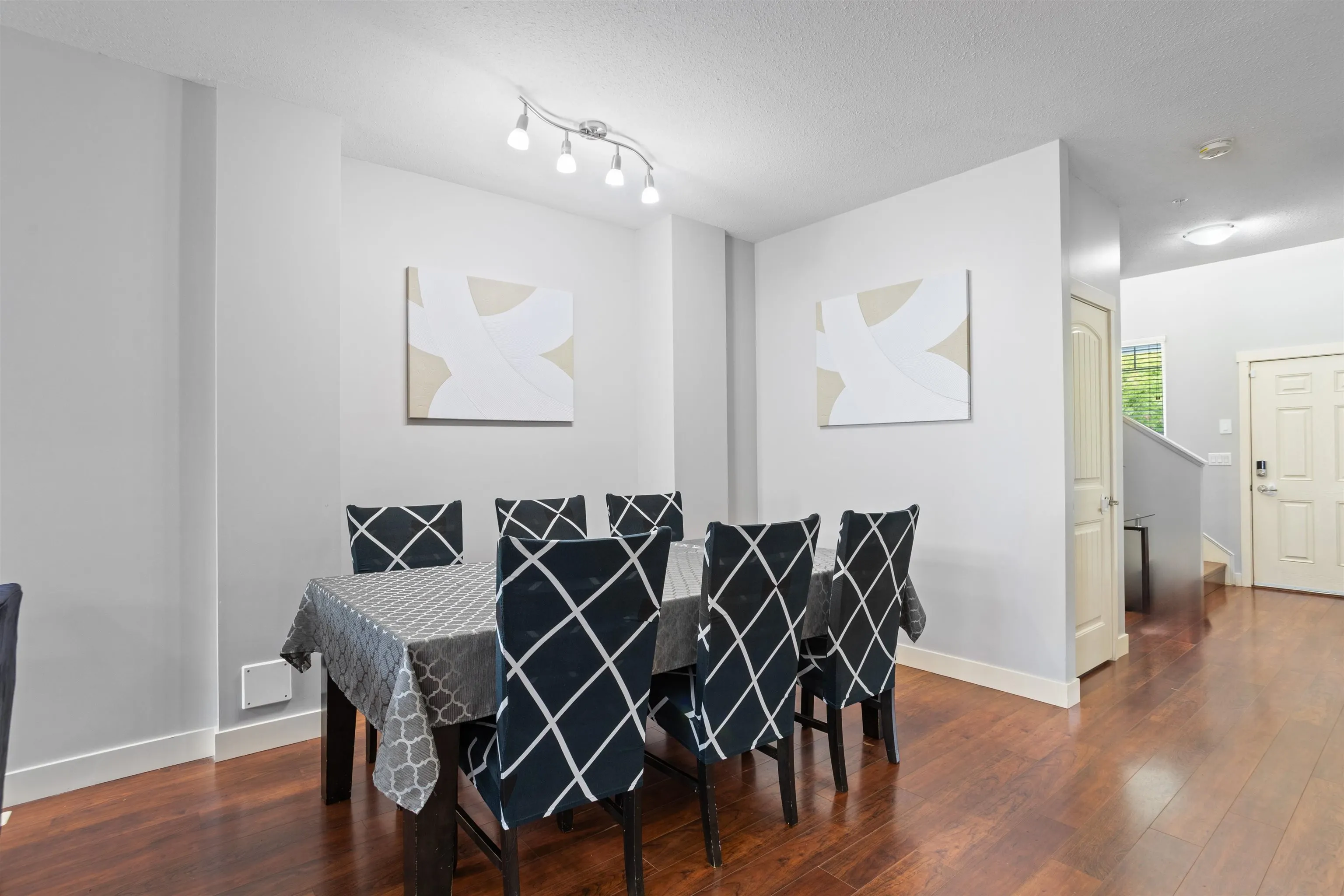23413 Kanaka Way
