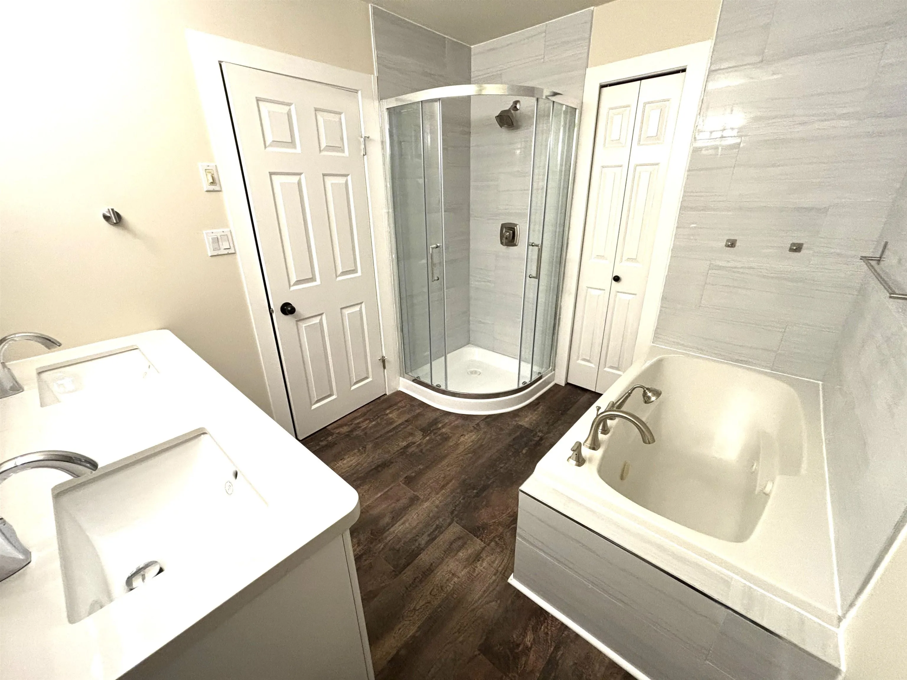 6080 Skaha Crescent