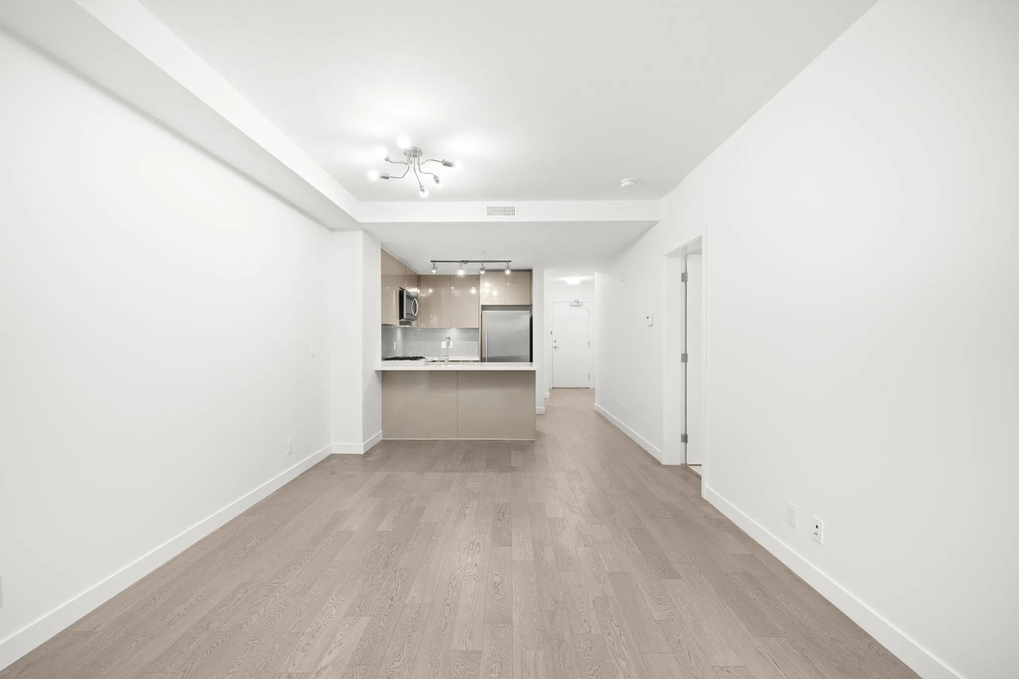 102 10177 River Drive
