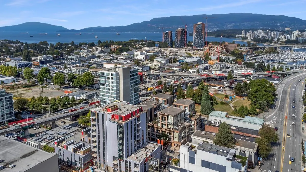 211&212 1529 W 6th Avenue