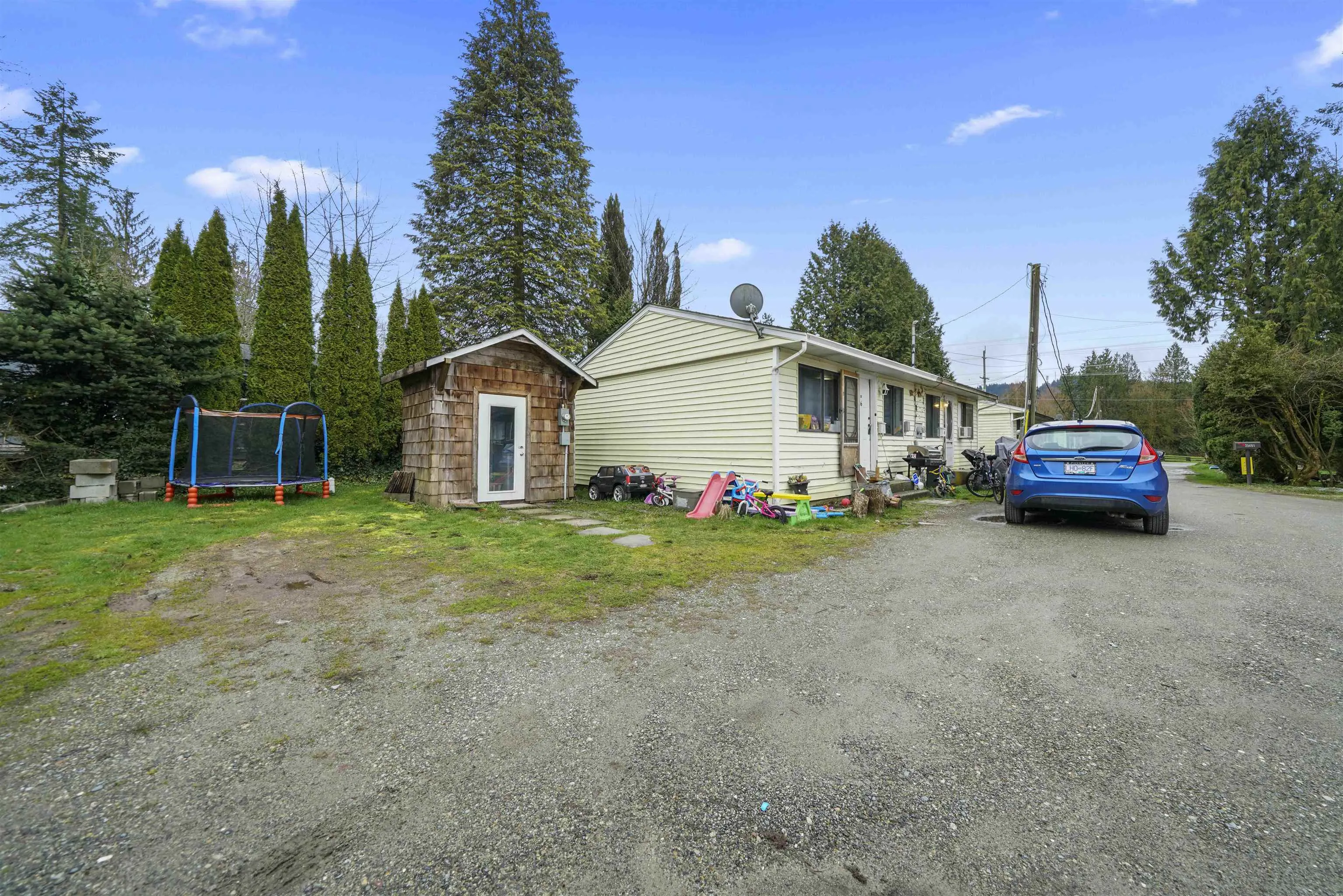 25491 Dewdney Trunk Road