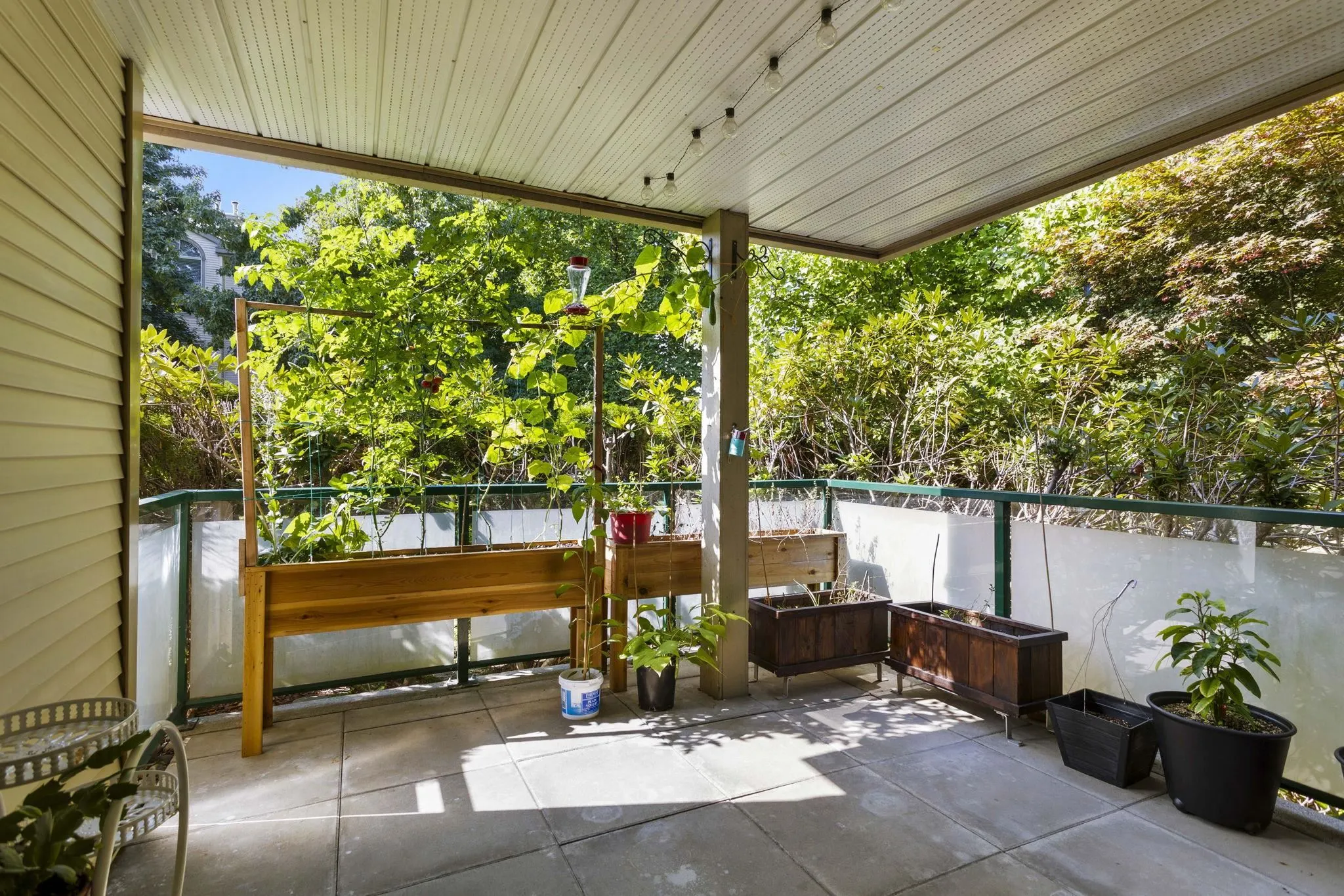 105 19142 122 Avenue