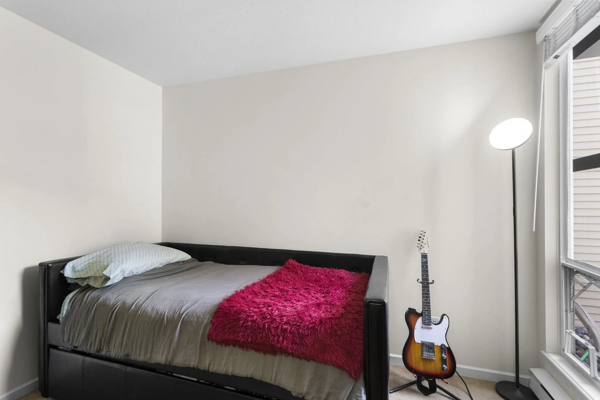 105 19142 122 Avenue