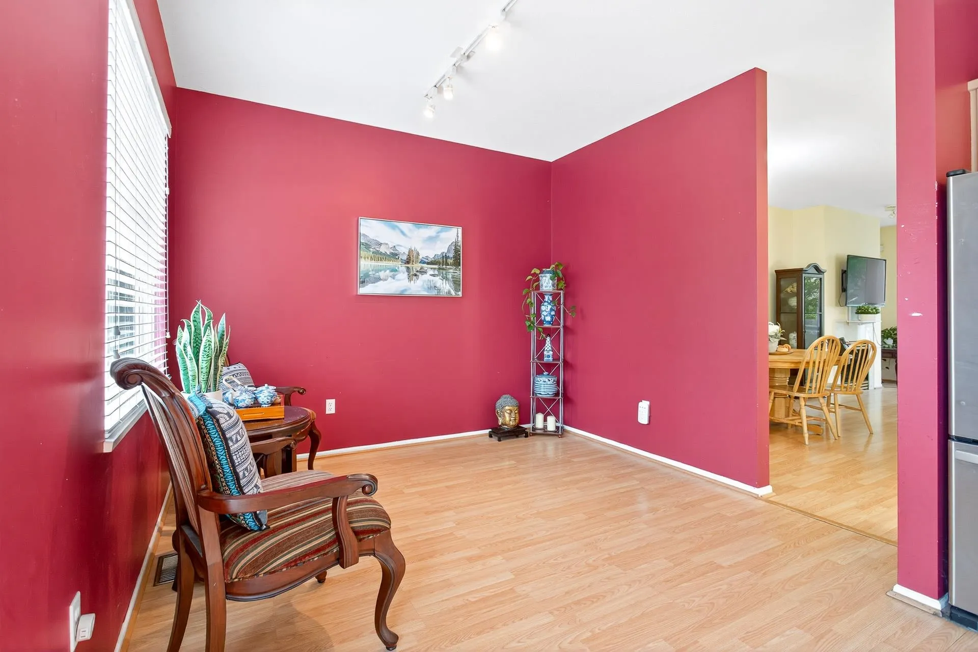 113 3880 Westminster Highway