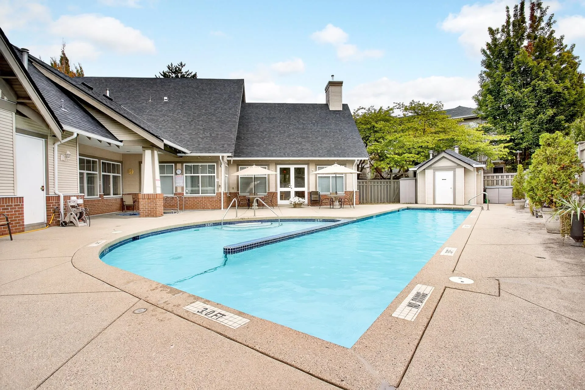 113 3880 Westminster Highway