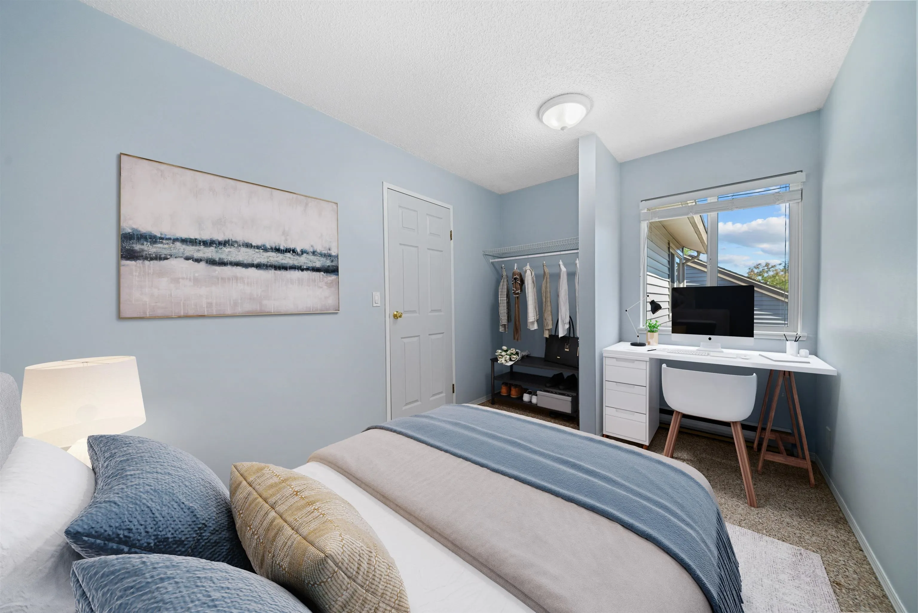 6061 E Greenside Drive