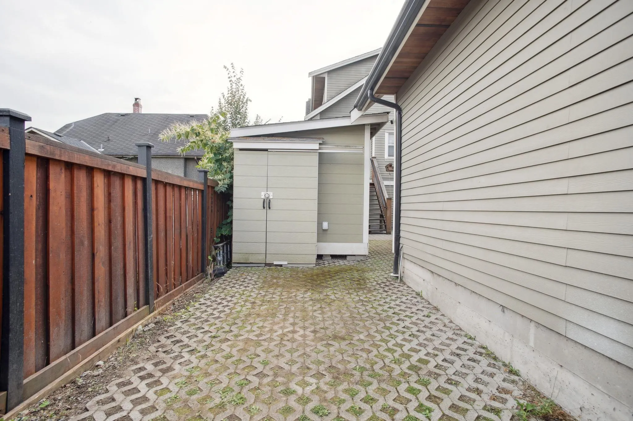 1371 E 20th Avenue