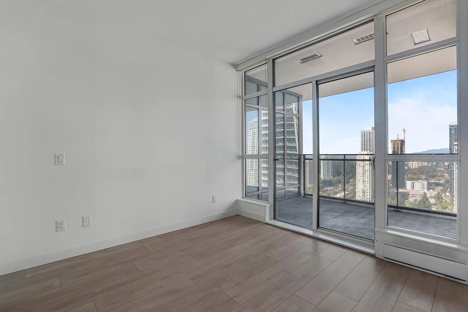 3106 6098 Station Street