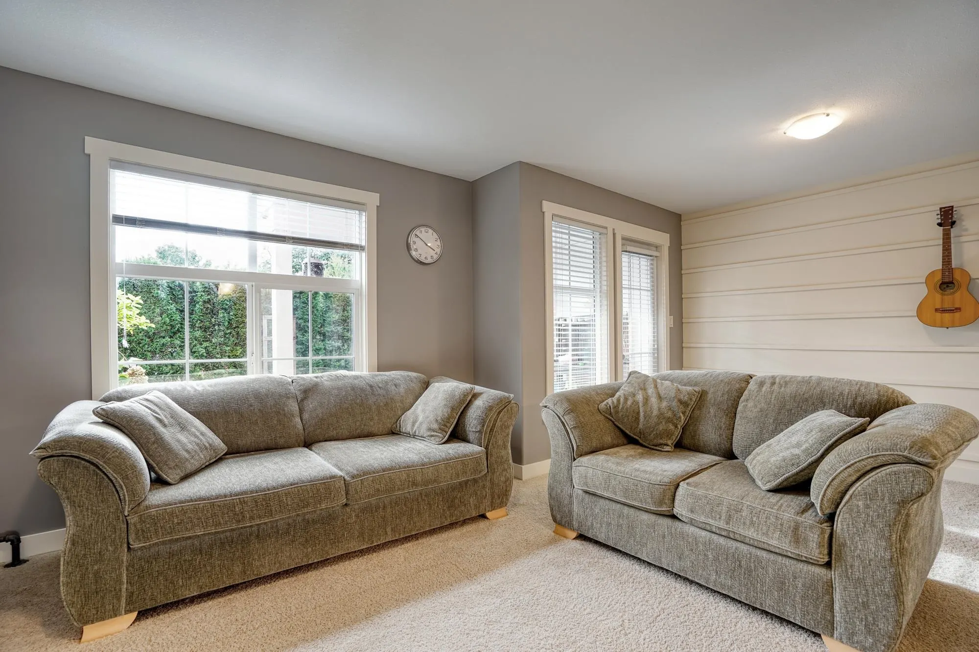 9 1700 Mackay Crescent