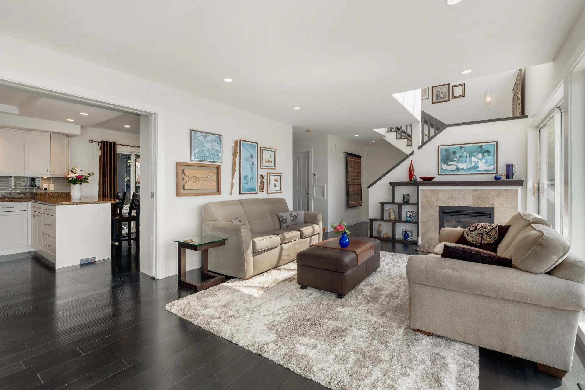 15145 Victoria Avenue