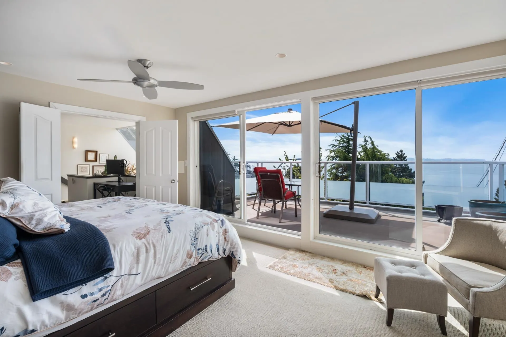 15145 Victoria Avenue