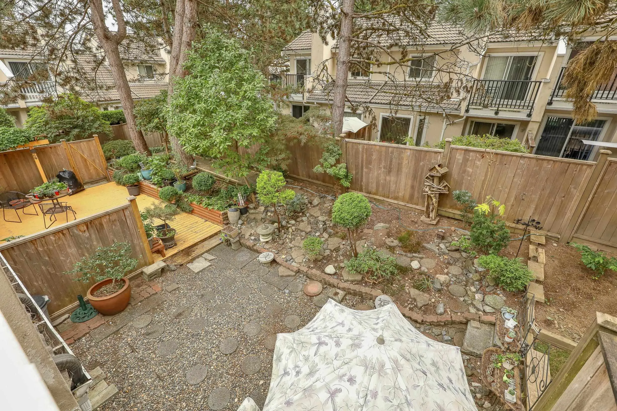 3 10080 154 Street