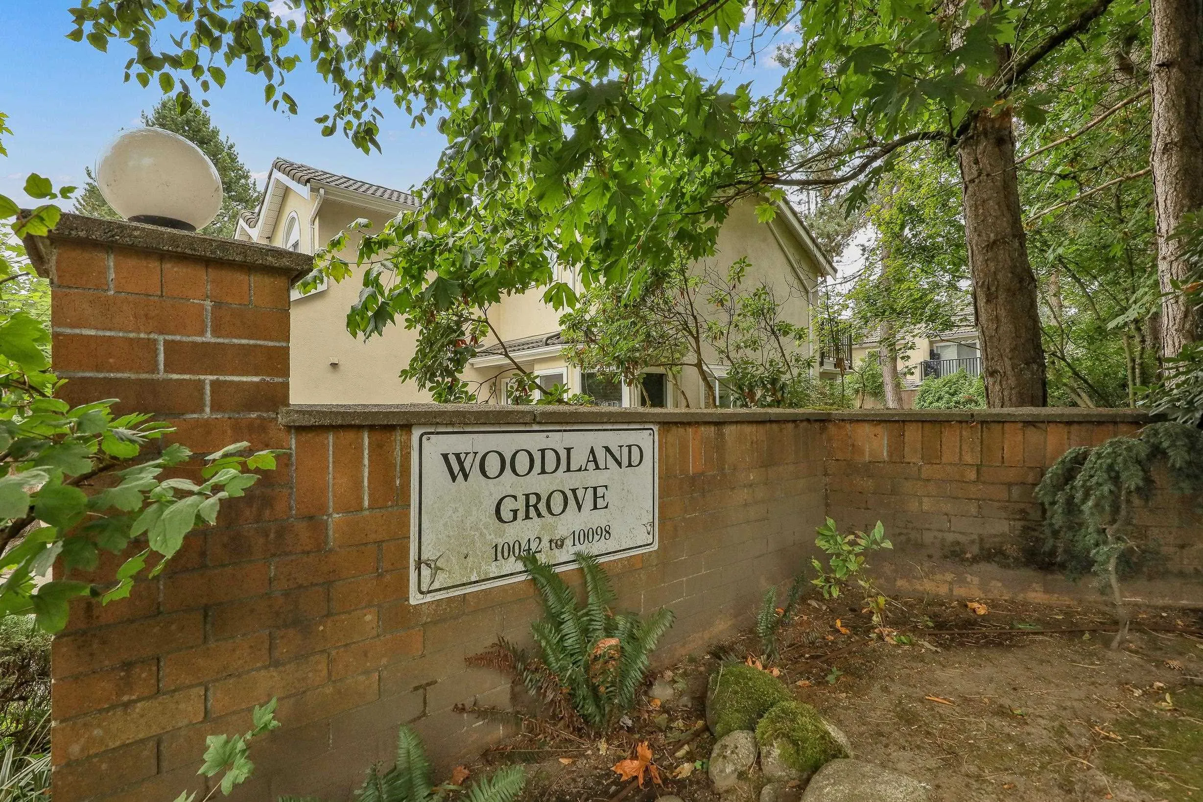 3 10080 154 Street