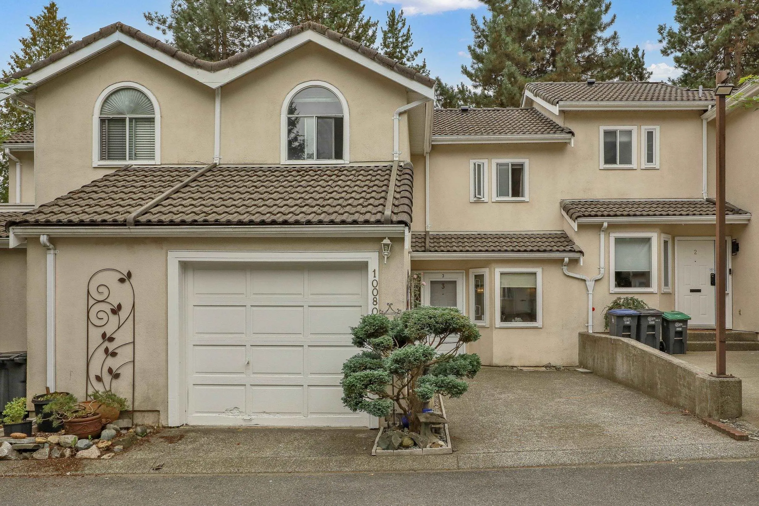 3 10080 154 Street