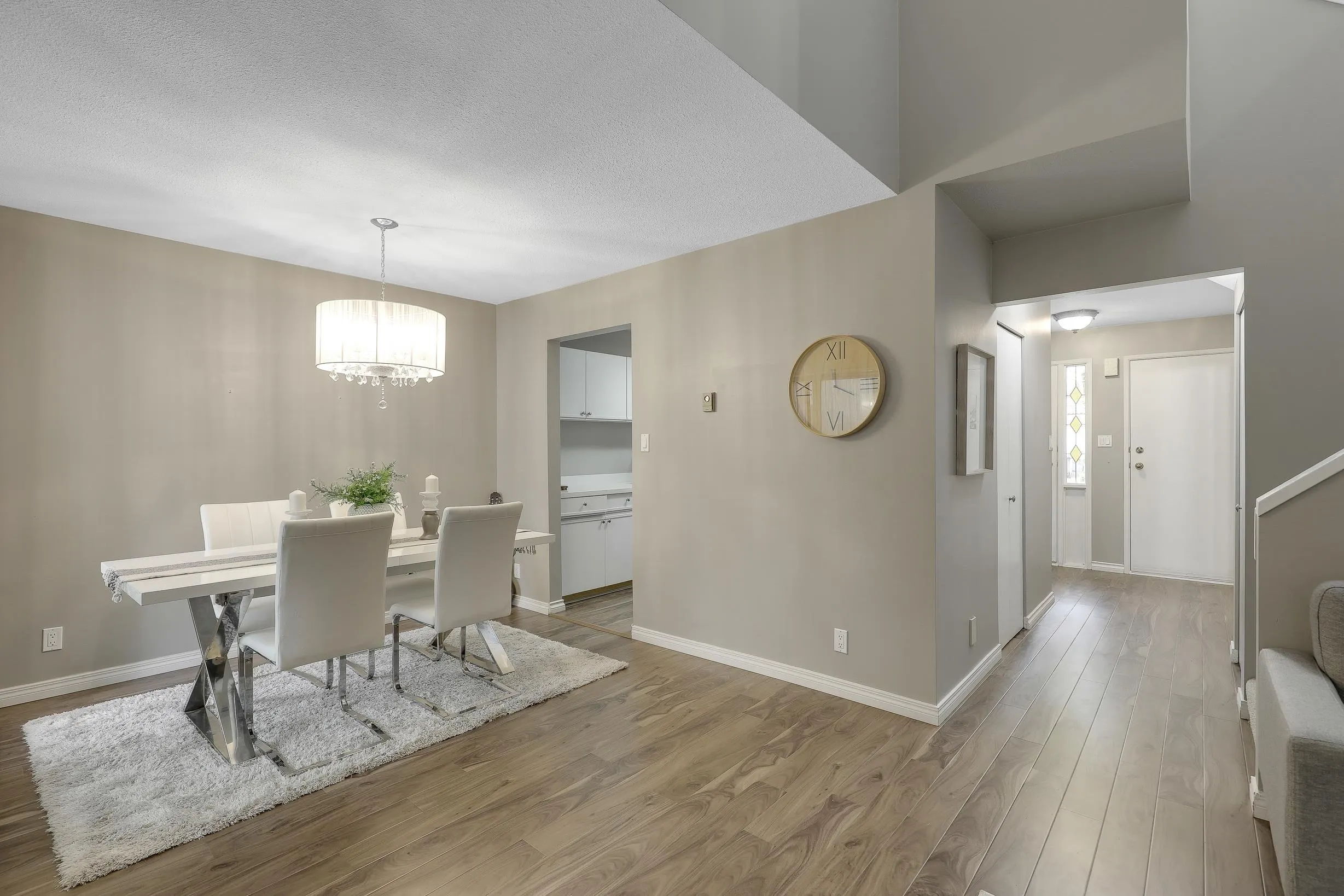 3 10080 154 Street