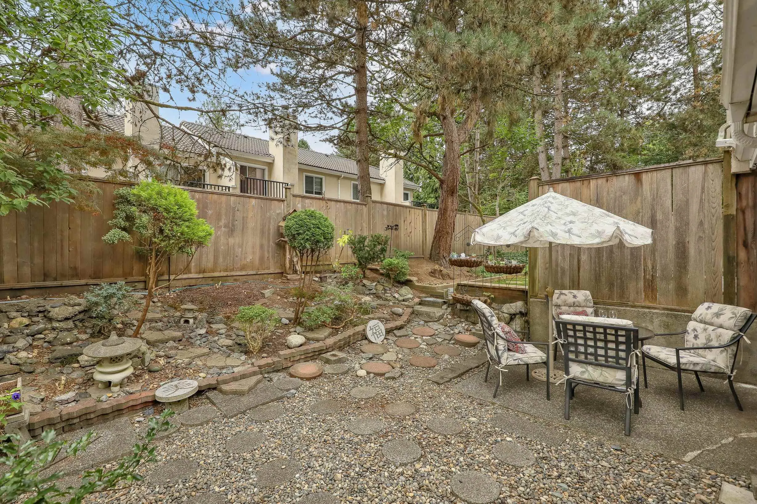 3 10080 154 Street