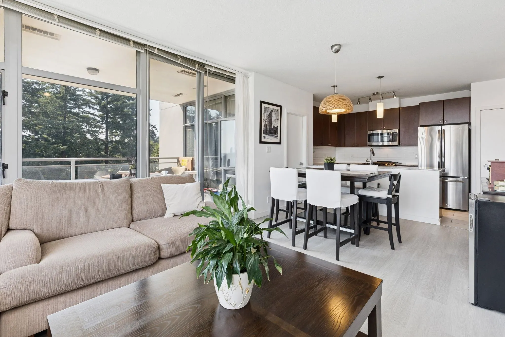 1206 280 Ross Drive