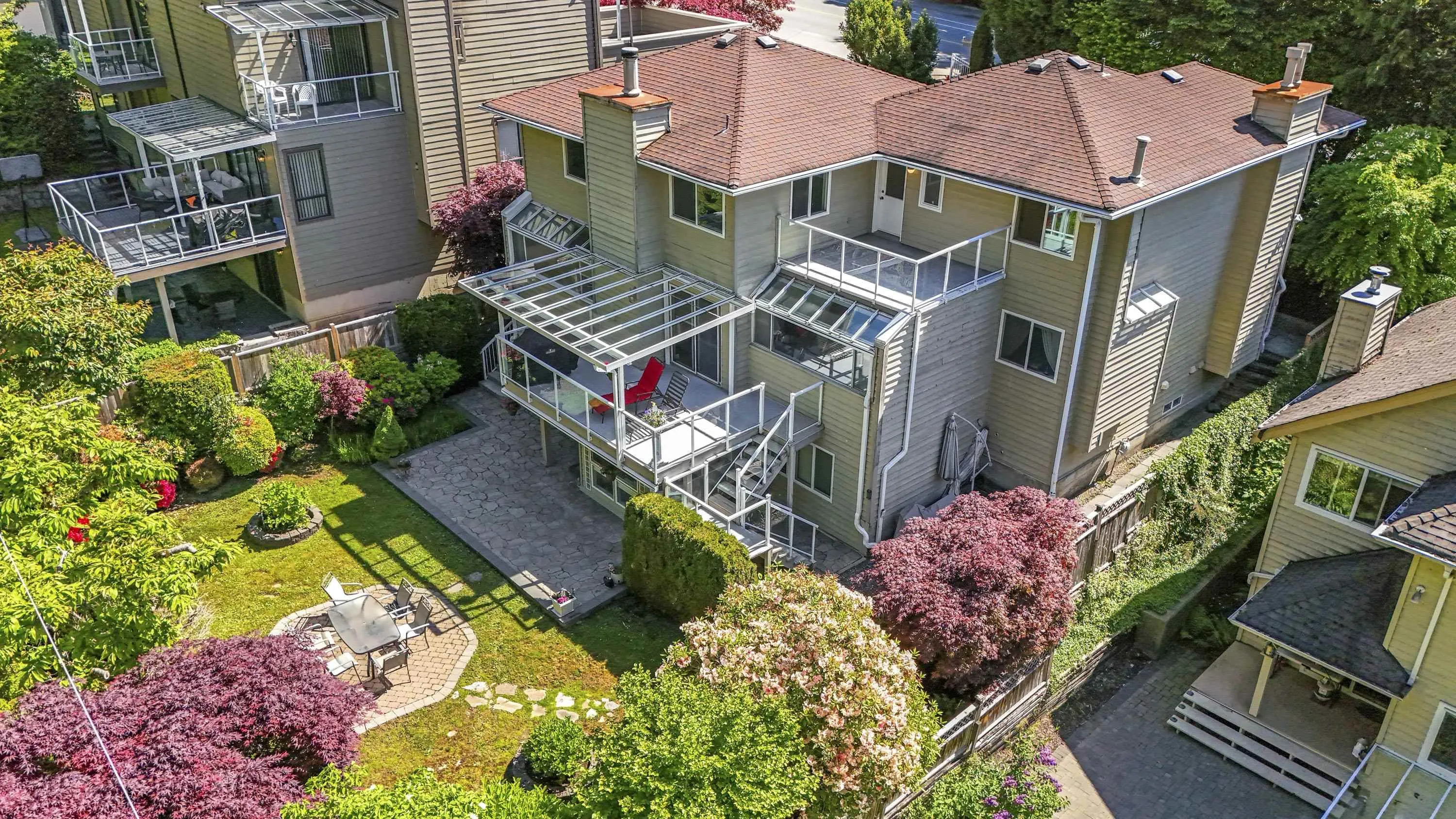 5885 Nancy Greene Way