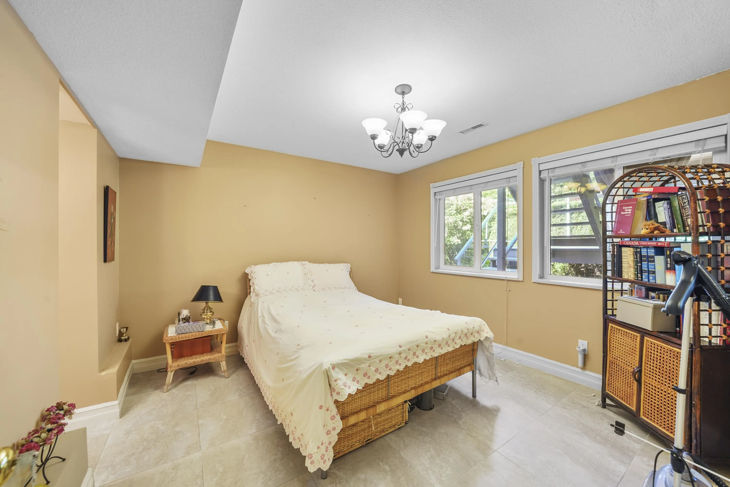 5885 Nancy Greene Way