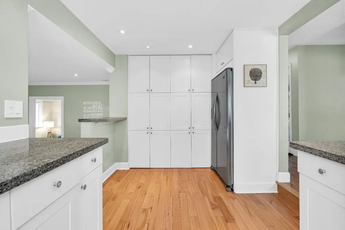 9231 Parksville Drive