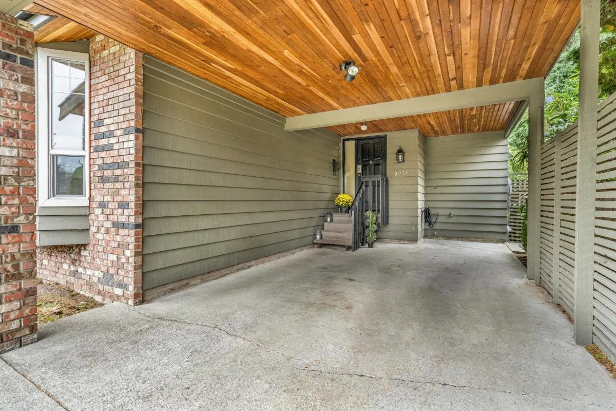 9231 Parksville Drive