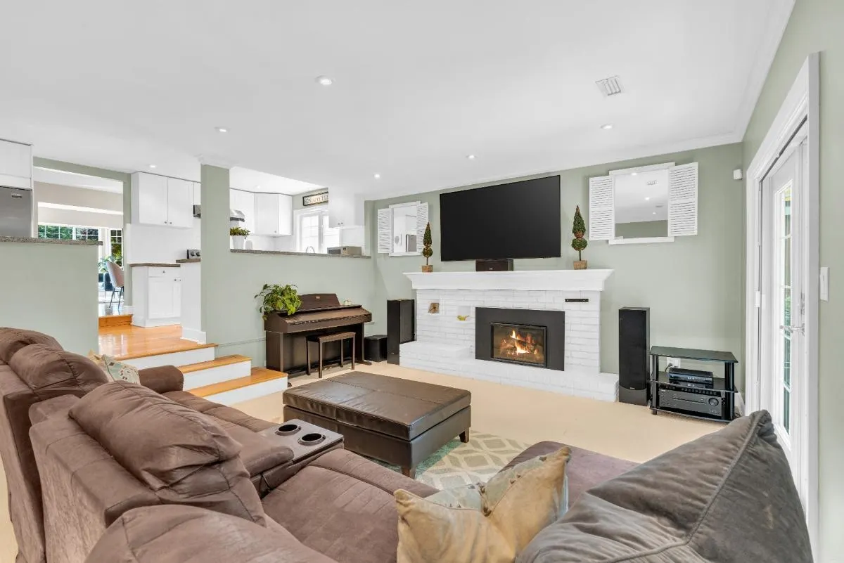9231 Parksville Drive