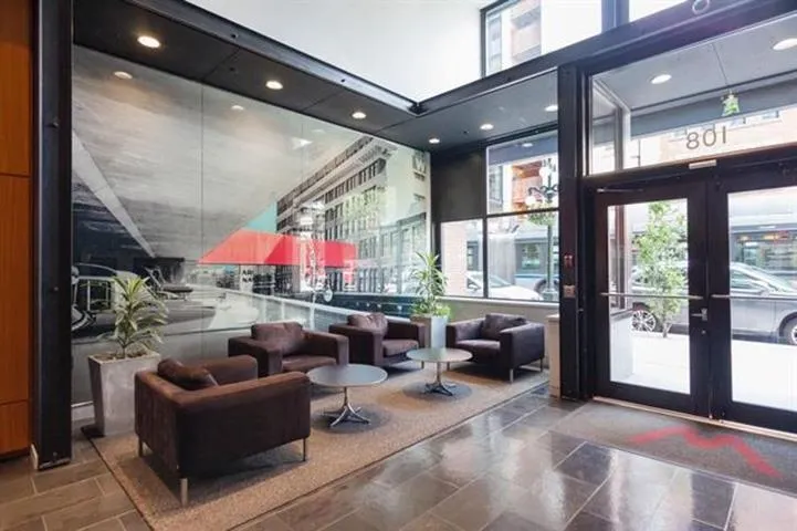 2102 108 W Cordova Street