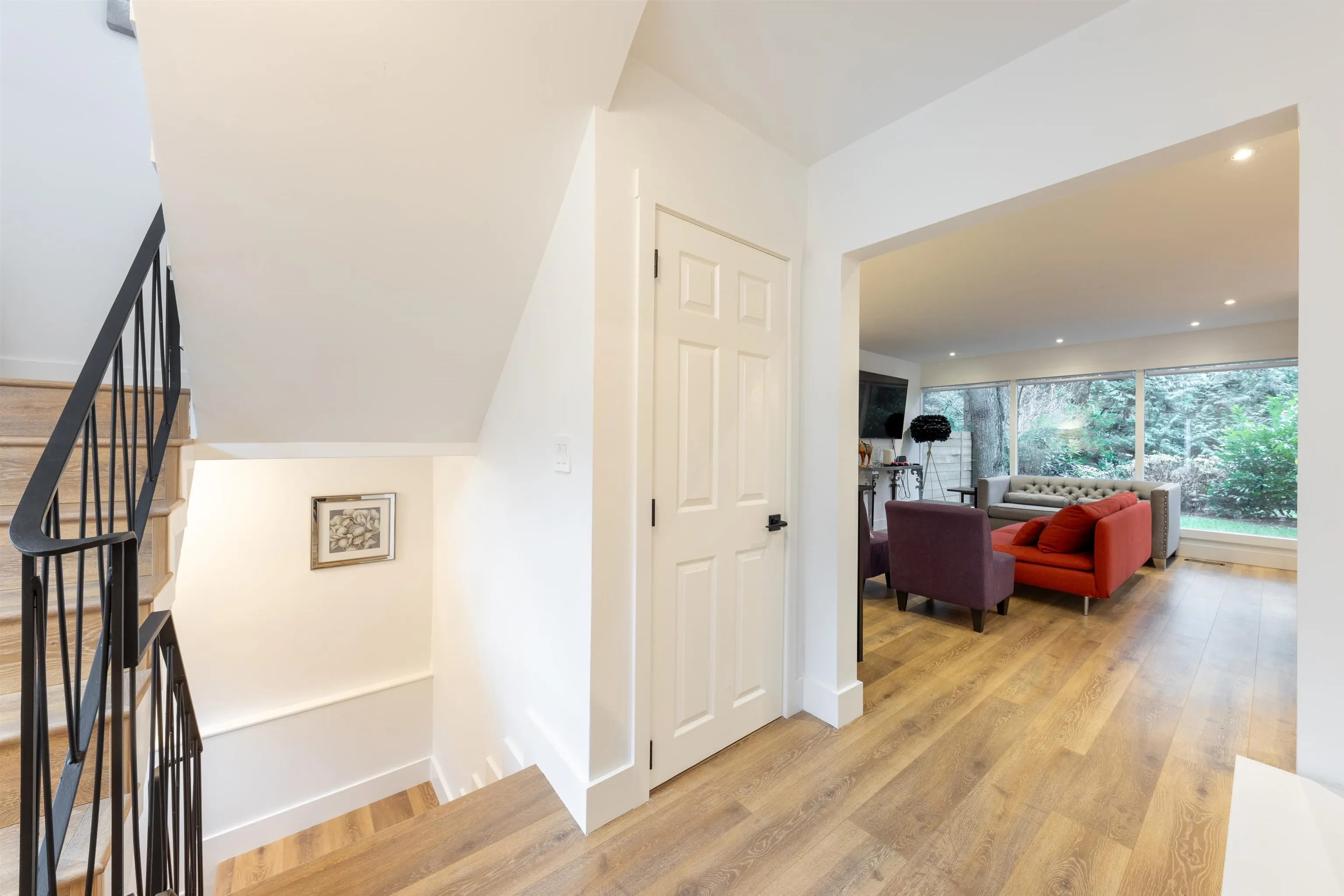 8 Glenmore Drive